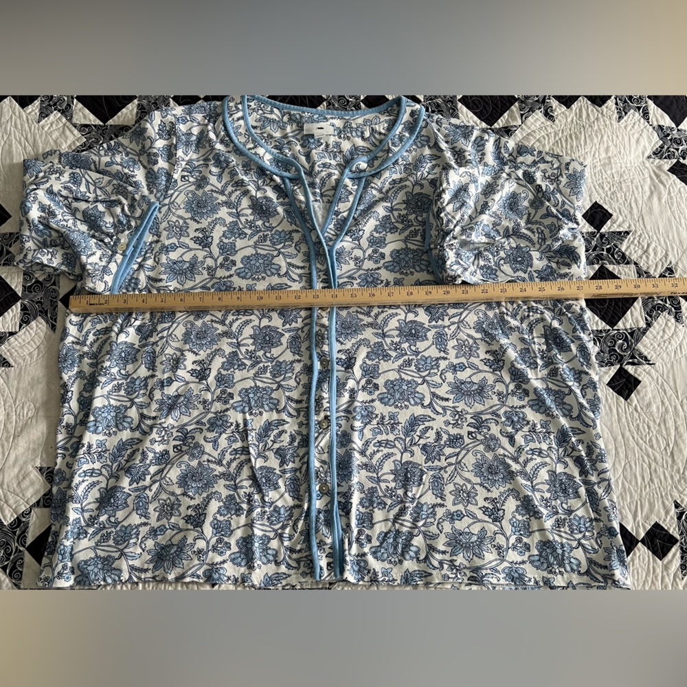 J. Jill Blue and White Botanical Pajama Top